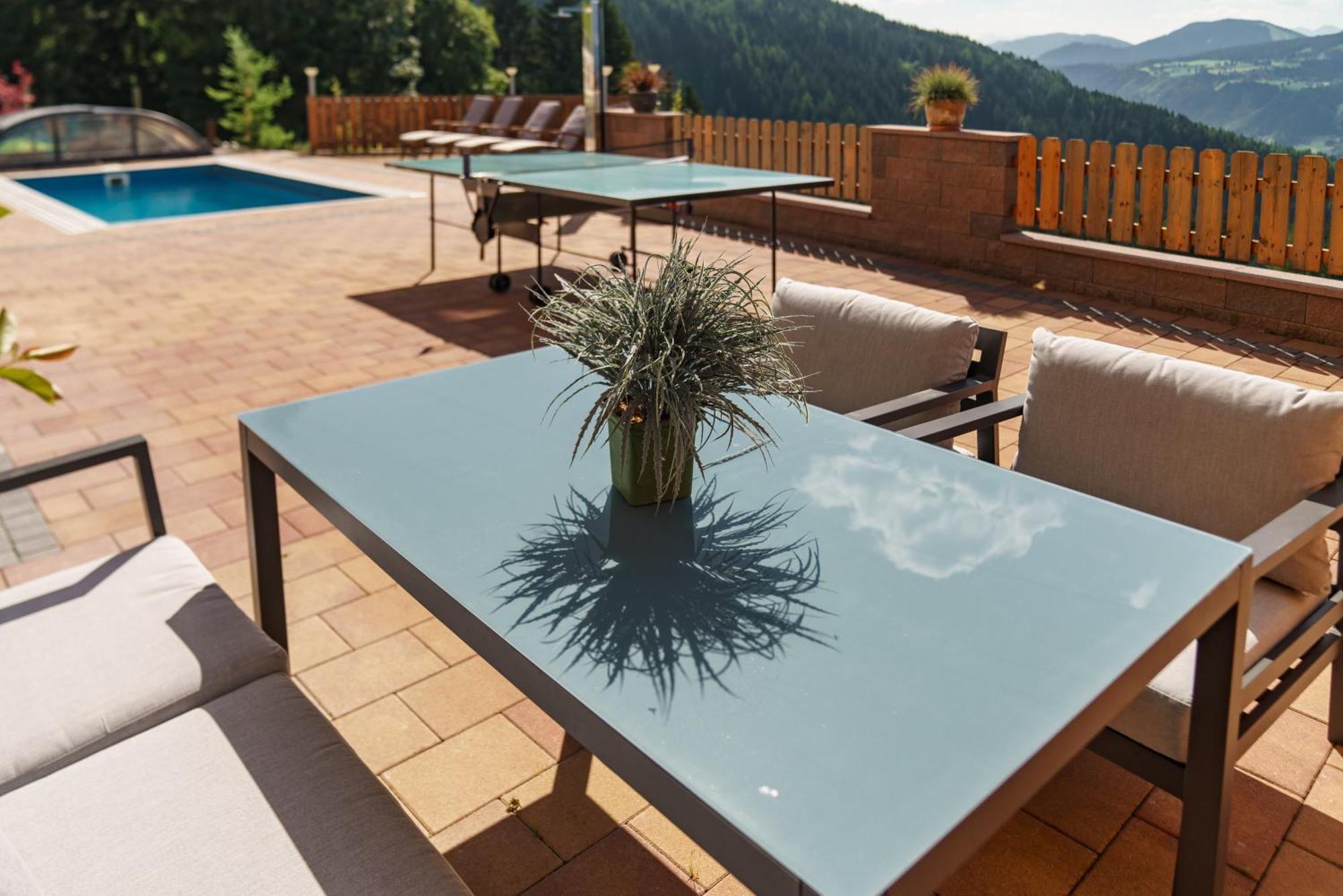 Apparthaus Taxegger Haus im Ennstal Exterior photo
